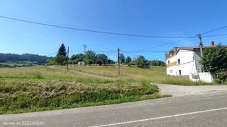 Wohngrundstück  N/a. Venta de terreno urbano en siero  rees40580