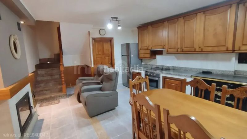 Foto f2a0c868-05fd-440b-9da2-a1269423999a. Casa amb calefacció aparcament a Cabrales