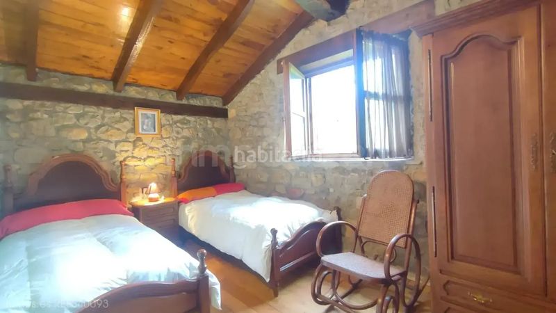 Foto 6a0115ef-d3bf-4988-96a7-48bebb58e641. Casa venta de casa rees40093 en Herrerías