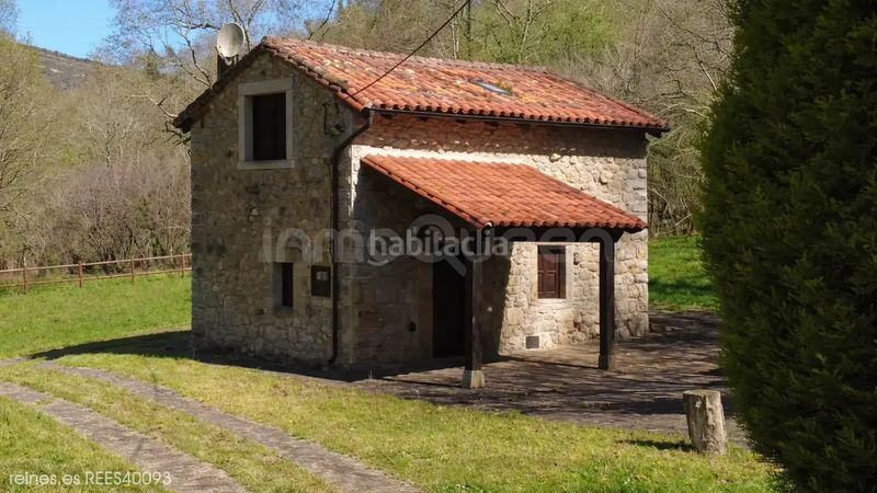 Foto 78f3ee5e-1b2c-41b5-b8fb-88c02d30e33c. Casa venta de casa rees40093 en Herrerías