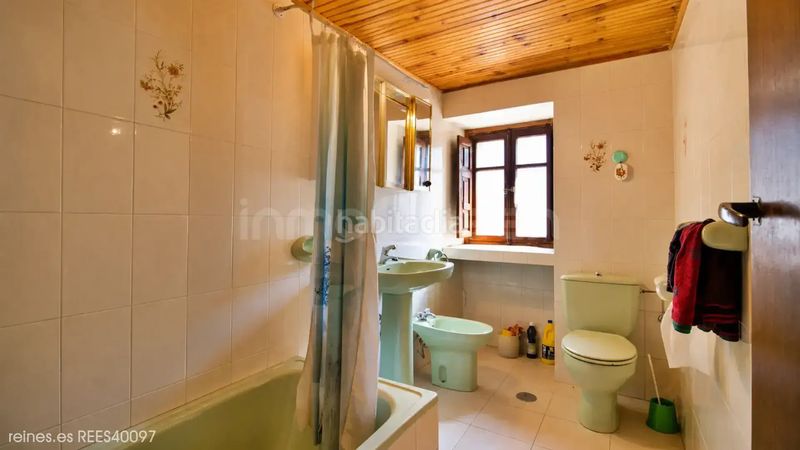 Foto 145e44a8-8462-4573-86a1-8820b8df8026. Casa amb calefacció a Peñamellera Alta