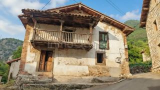 Haus  N/a. Venta de casa en peñamellera alta  rees40097