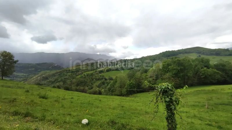 Foto e6c36a8d-d9f4-4c3c-b4bf-521d5c2d9d91. Masia a Cabrales