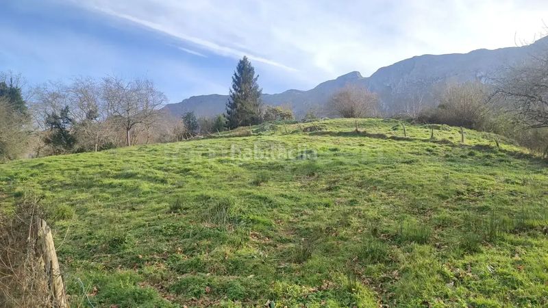 Foto a0cbbc8b-a4b0-4fef-8afa-520e2172c65e. Terreny residencial a Celorio-Poó-Parres Llanes