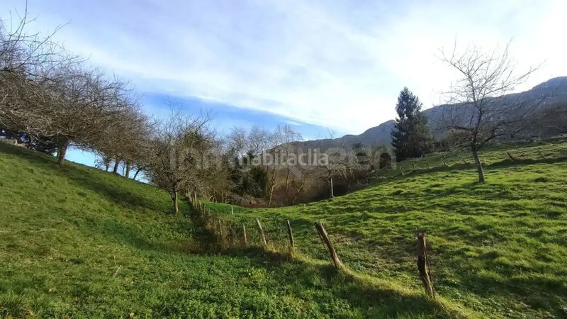 Foto e53e2935-a02a-460b-be68-3c1b5e9e94e5. Terreny residencial a Celorio-Poó-Parres Llanes