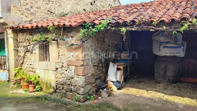 Foto d255096c-d26b-4871-adbf-e2e5c985e154. Casa a Peñamellera Baja