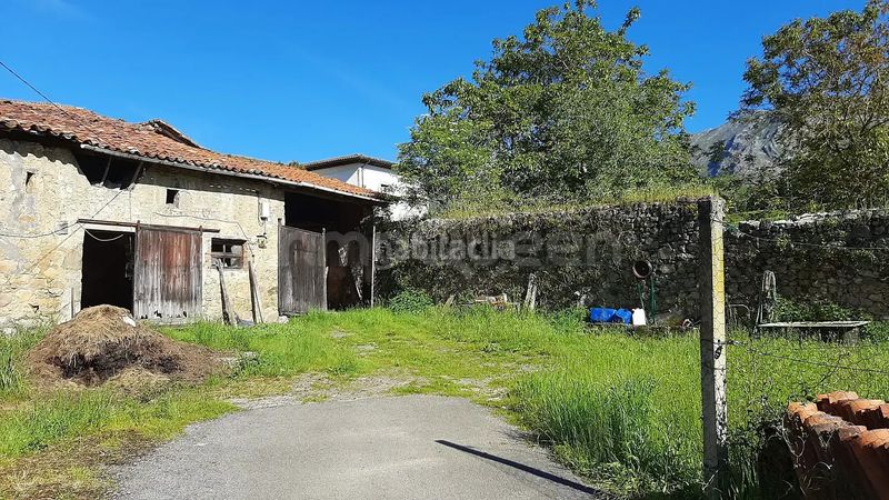 Foto c6bc63f8-d968-4373-ad89-1a4c5ed91f9d. Masia a Vibaña-Ardisana-Caldueño Llanes