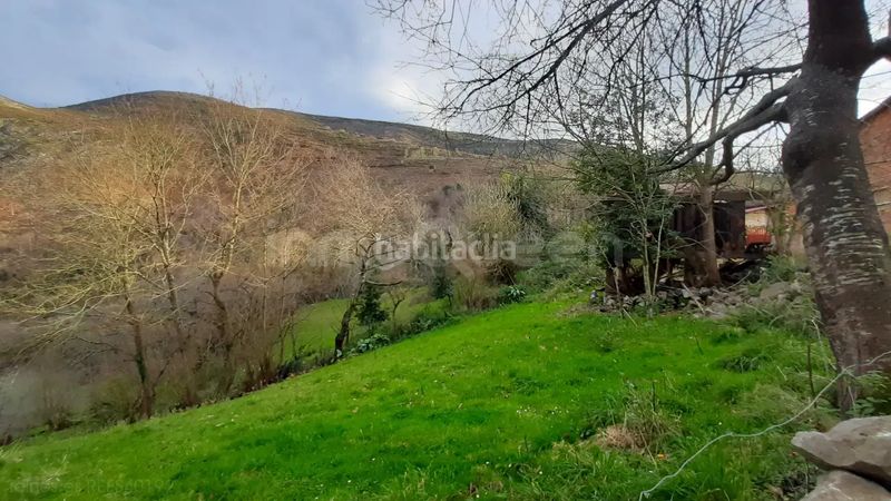 Foto c643a82a-b250-4bd1-8310-d6b4bb183d98. Terreny residencial a Posada-Barro Llanes