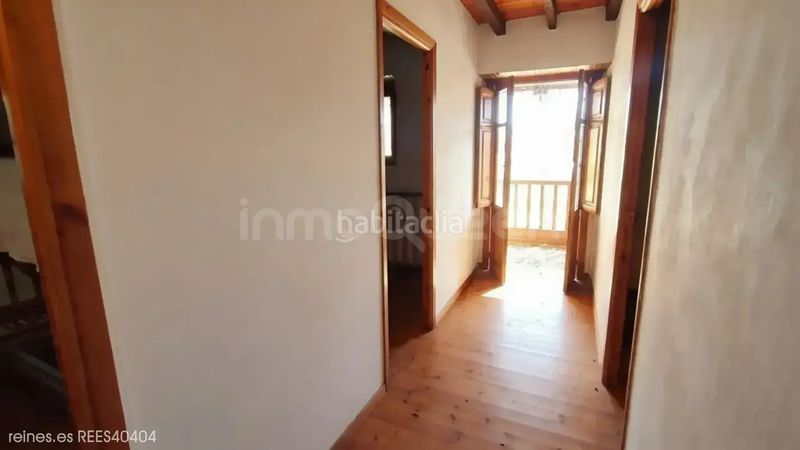 Foto 48e1d805-bd9b-4466-ae4b-7f2e5e9db860. Casa amb aparcament a Peñamellera Alta