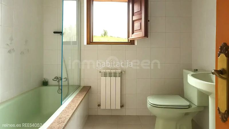 Foto 5afdf339-6aa4-41a2-ba03-8c6a57677b90. Casa amb calefacció aparcament a Vibaña-Ardisana-Caldueño Llanes