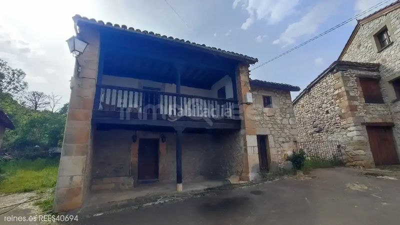 Foto 7a754912-81ab-4ca8-902d-fb1ca3b76433. Chalet venta de chalet individual rees40694 en Cabrales