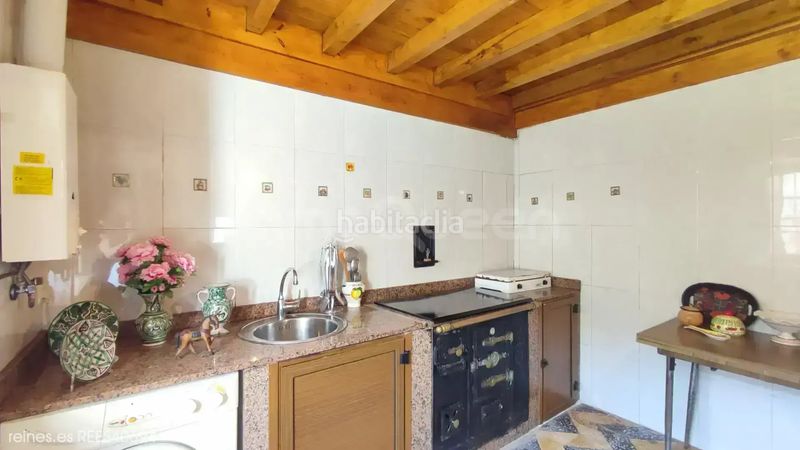 Foto f30359e6-81d0-4696-9d91-133777820b8a. Chalet venta de chalet individual rees40694 en Cabrales