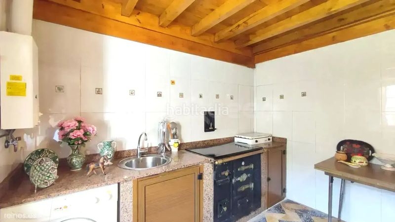 Foto b1c97247-8788-4cce-9e47-e2d84455a649. Casa a Cabrales