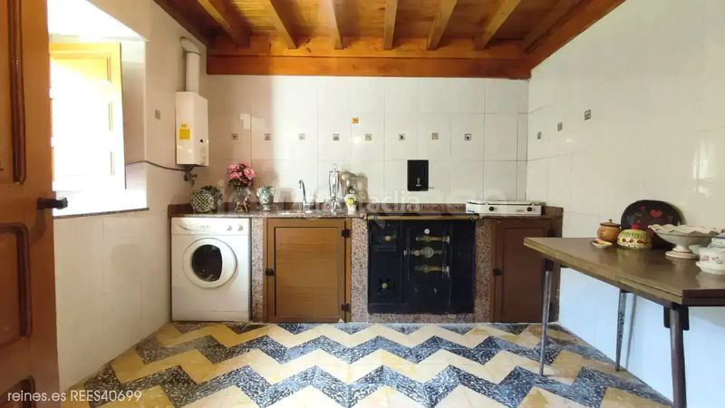Foto f4d78553-5cc3-4283-8e12-2d268abd4152. Casa a Cabrales