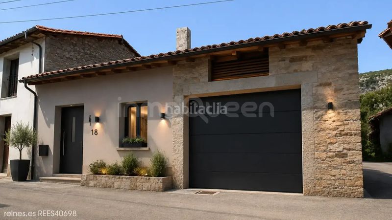 Foto 6f25adf0-6c66-4f1c-890b-e0389bd5144c. Casa amb aparcament a Peñamellera Alta
