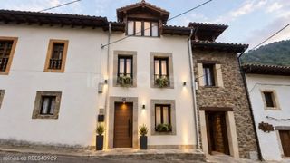 Reihenhaus  N/a. Venta de casa adosada en peñamellera alta  rees40969