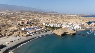 Casa adossada  Avenida del castillo-la caleta. En venta adosado en tajaoarico