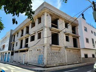Edifici a Calle miguel calcerrada 47. Edificio en construcción