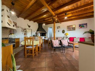 Masía  Carretera tf-28 nº8 pajara guimar. Venta de casa con terreno en pájaragüimar
