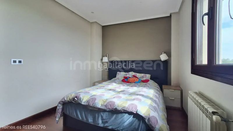 Foto 4a01ad5d-2897-47bb-a66b-493c2e6e3b94. Chalet venta de chalet individual rees40796 en Parroquias Norte - Naranco Oviedo