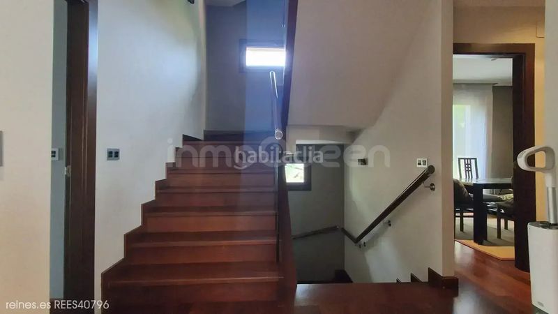 Foto 737a4f78-71c8-4c64-a676-ebbb3ba08727. Chalet venta de chalet individual rees40796 en Parroquias Norte - Naranco Oviedo