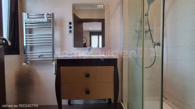 Foto ab8ede75-ead2-4804-b50c-60be3944799f. Chalet venta de chalet individual rees40796 en Parroquias Norte - Naranco Oviedo