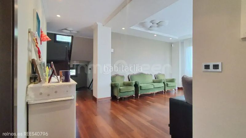 Foto c7173e2e-d215-427e-8cc5-f45b4b2c9a2b. Chalet venta de chalet individual rees40796 en Parroquias Norte - Naranco Oviedo