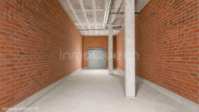 Foto 97ff8de3-7576-4092-a5d0-f491148b019c. Local comercial a Maliaño Camargo