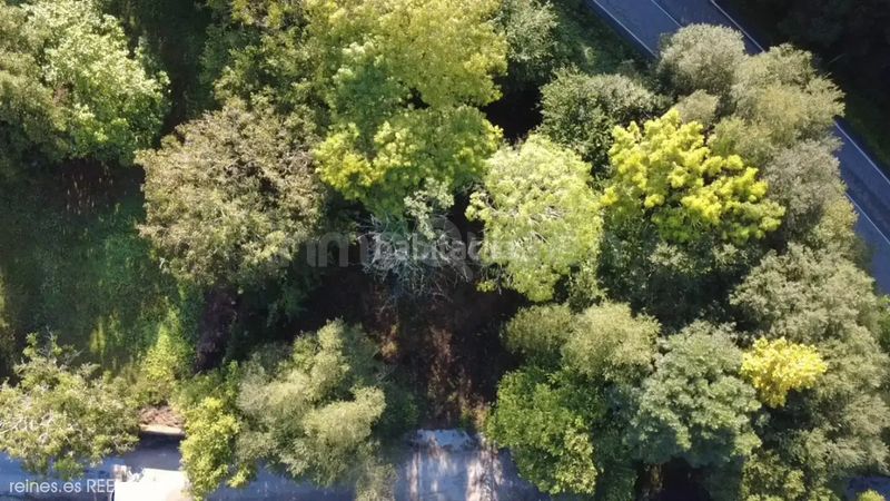 Foto f33ce6a4-7af5-4a6d-9459-0272bce9f6b1. Terreny residencial a Valdáliga