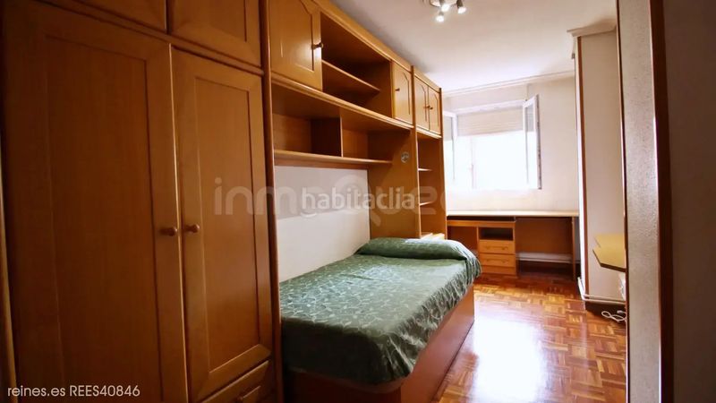 Foto 72244f80-75fc-451e-adf0-68040f255ad9. Flat with heating parking in Los Castros Santander