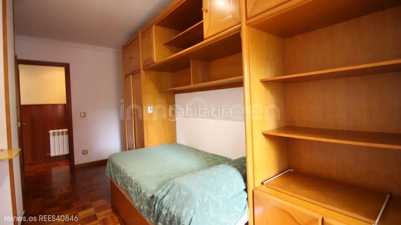 Foto c5e26b04-5e56-44c7-9741-c1602a6afcbd. Flat with heating parking in Los Castros Santander