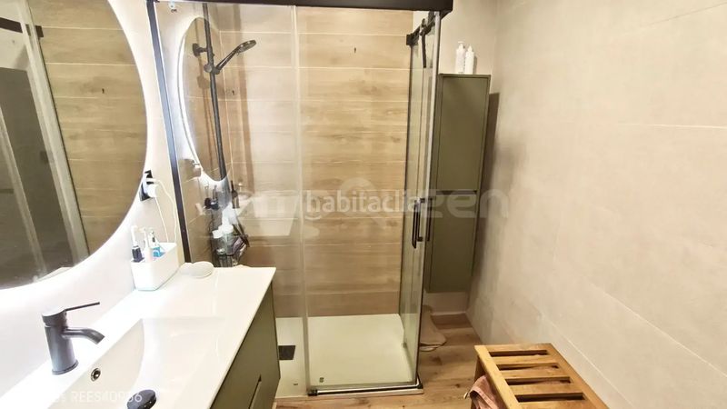 Foto c24db775-5c5a-493c-8651-651e50388356. Flat with heating in Centro Torrelavega
