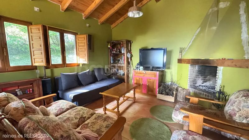 Foto aa8c2388-6587-4b81-90ce-26791e110a99. Casa amb calefacció aparcament a Corvera de Toranzo