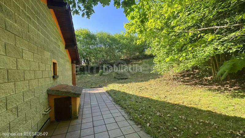 Foto bf570700-b03e-45d1-89bd-e74d0413ec43. Casa amb calefacció aparcament a Corvera de Toranzo