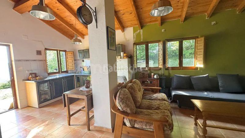 Foto c441266f-00dc-4040-a6b1-15e3099d7927. Casa amb calefacció aparcament a Corvera de Toranzo