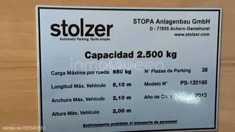 Foto 034e7a05-489e-45ef-8360-9b0d5236c7ea. Aparcament cotxe a Centro - Ayuntamiento Santander