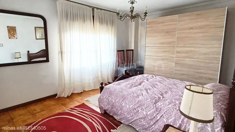 Foto 0018cb66-9235-4283-ba44-e7edd24e9504. Casa aparellada amb calefacció a Miengo pueblo Miengo
