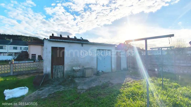 Foto 94179e14-2a29-4718-99c6-7f2ad2e42ff3. Casa aparellada amb calefacció a Miengo pueblo Miengo