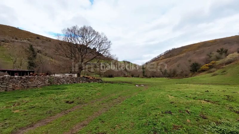 Foto f23f0f1f-8255-4ba3-a04d-21e524afa96b. Finca rústica venta de terreno rústico rees40268 en Bárcena de Pie de Concha