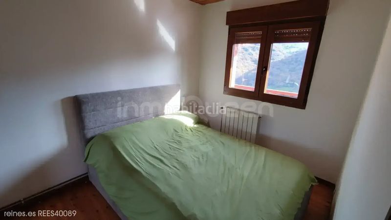 Foto a0b8e3f4-ccbf-4a6f-a4bd-9a5281ca6aeb. Casa amb calefacció a Peñarrubia