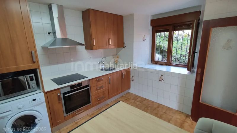 Foto b337c551-096e-460a-8d41-81040b87e268. Casa amb calefacció a Peñarrubia