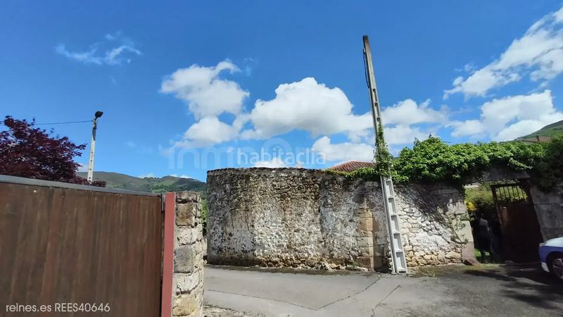 Foto f4503f8a-2654-4ea7-afe9-46d6cd03c56b. Casa a Anievas