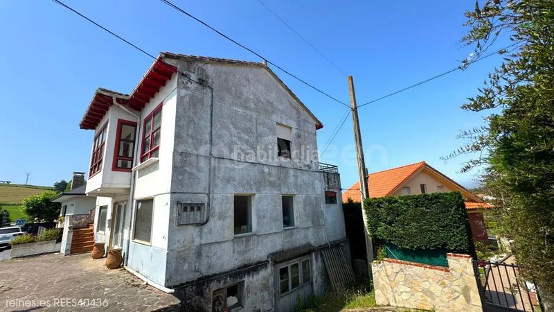 Foto a9c33006-ad85-4475-bf2d-c2eb17294d58. Casa venta de casa rees40436 en Suances