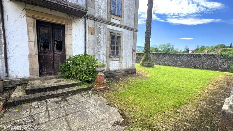 Foto 5015595f-7938-43fc-a8cc-369943426727. Casa amb aparcament a Corvera de Toranzo