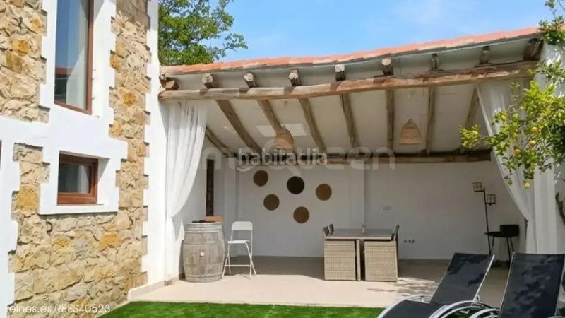 Foto 3a325459-b073-43b5-86d3-bd55effdd1b6. Casa amb calefacció aparcament a Alfoz de Lloredo