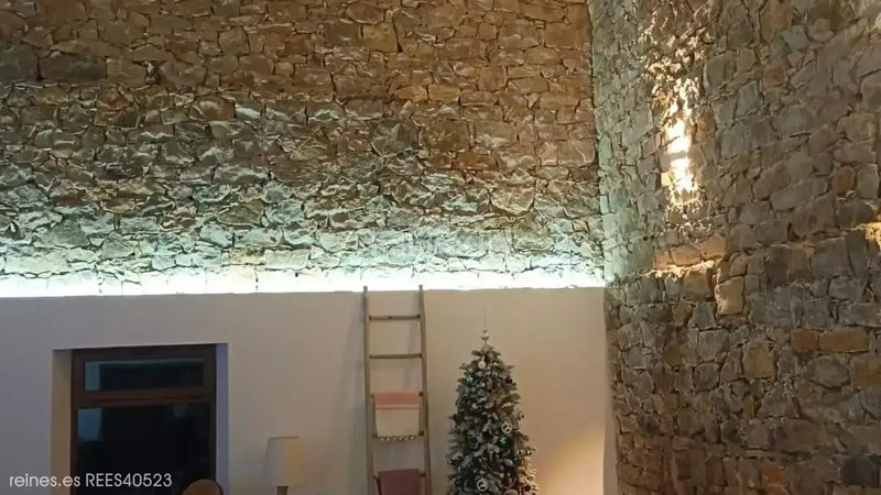 Foto 6a3270ba-aaee-4854-87d1-e94eec1e314e. Casa amb calefacció aparcament a Alfoz de Lloredo