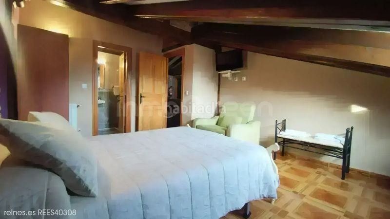 Foto b89092e4-c6fa-4250-b785-1d8fb01ea46d. Edificio in Val de San Vicente