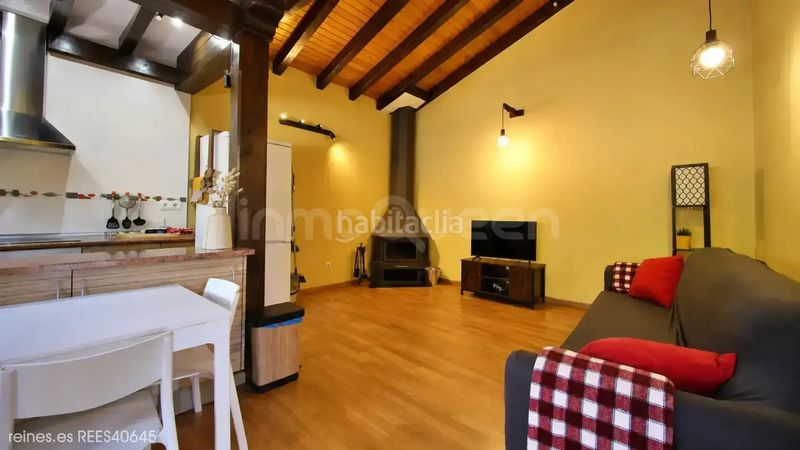 Foto 26d2c23b-031d-4c50-b9da-a6d9467a5d6f. Casa adosada venta de chalet adosado rees40645 en Rionansa
