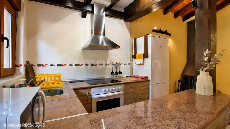 Foto e11aea0c-1dc3-4464-a15e-8e32ad4e6d00. Casa adosada venta de chalet adosado rees40645 en Rionansa