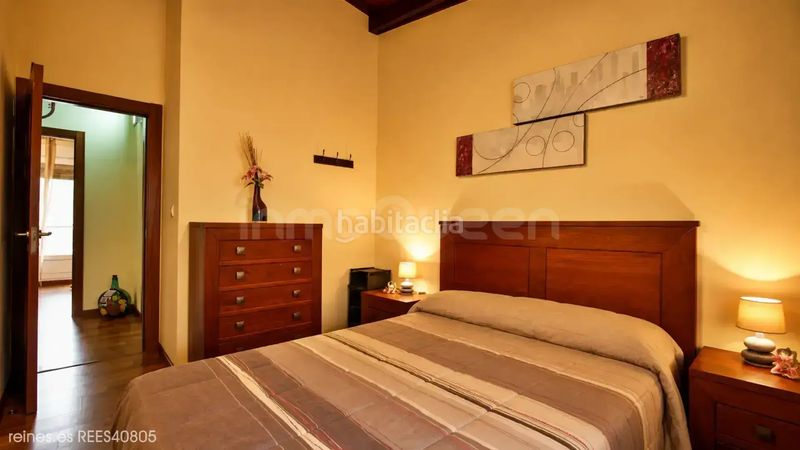 Foto 58cad3cf-3559-4e3f-981d-bbbca4a3932b. Casa adossada amb aparcament a Val de San Vicente